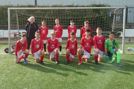 Achterste rij, van links naar rechts Marijke Veltmaat, Ryan Morren, Rens de Vos, Mustafa Bekmezci, Diaro Xhofleer Voorste rij, van links naar rechts Noud Arts, Jop van Keijsteren, JimiFlinn van Leur, Tygo van den Bogaard, Nour Asad, Kasper Buczkowski, Berkay Ozarslan